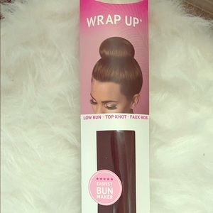 Brand new Wrap Up Bun Maker in Brown